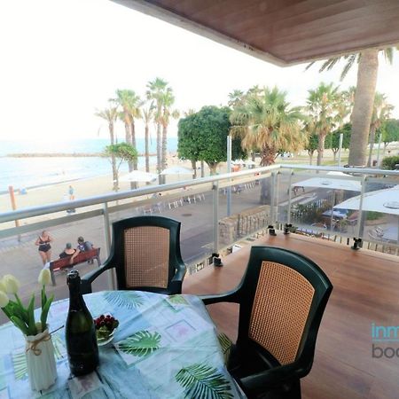 Sun Beach Mediterrani, En Frente Del Mar كامبريلس المظهر الخارجي الصورة