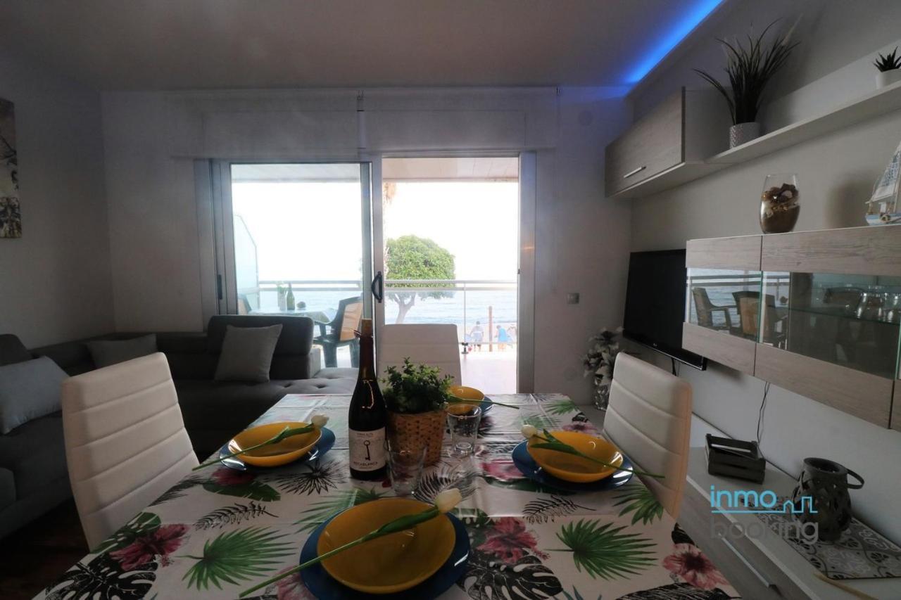 Sun Beach Mediterrani, En Frente Del Mar كامبريلس المظهر الخارجي الصورة