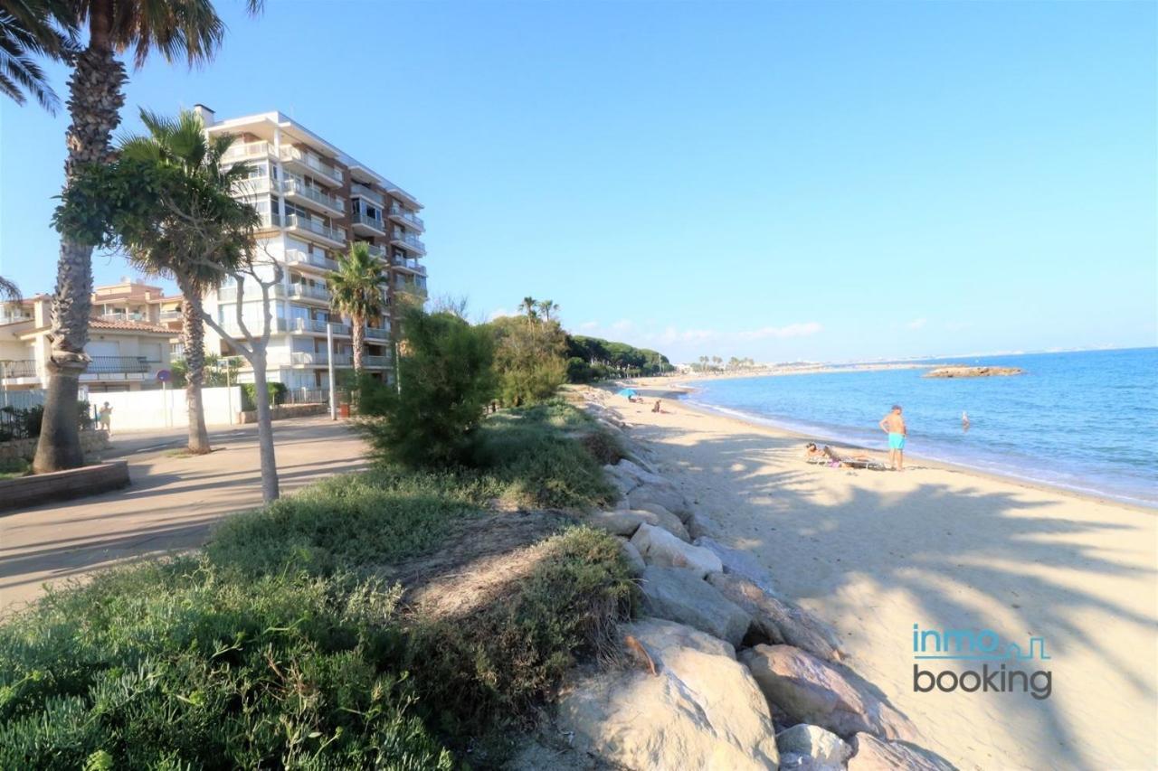 Sun Beach Mediterrani, En Frente Del Mar كامبريلس المظهر الخارجي الصورة