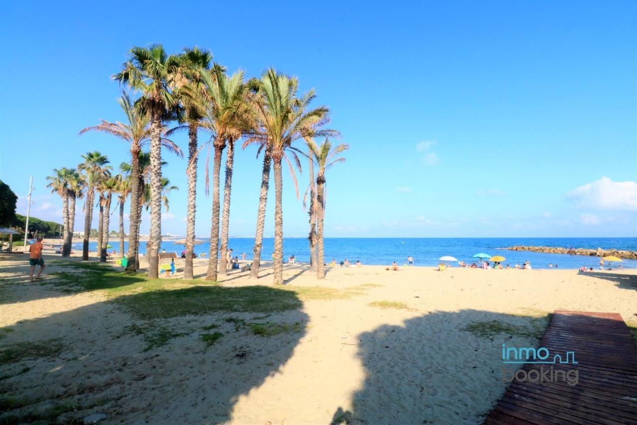 Sun Beach Mediterrani, En Frente Del Mar كامبريلس المظهر الخارجي الصورة